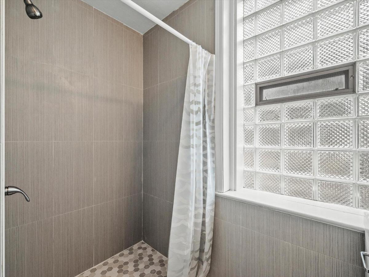 Oakland/University @A Spacious & Modern Private Bedroom With Shared Bathroom Питсбърг Екстериор снимка
